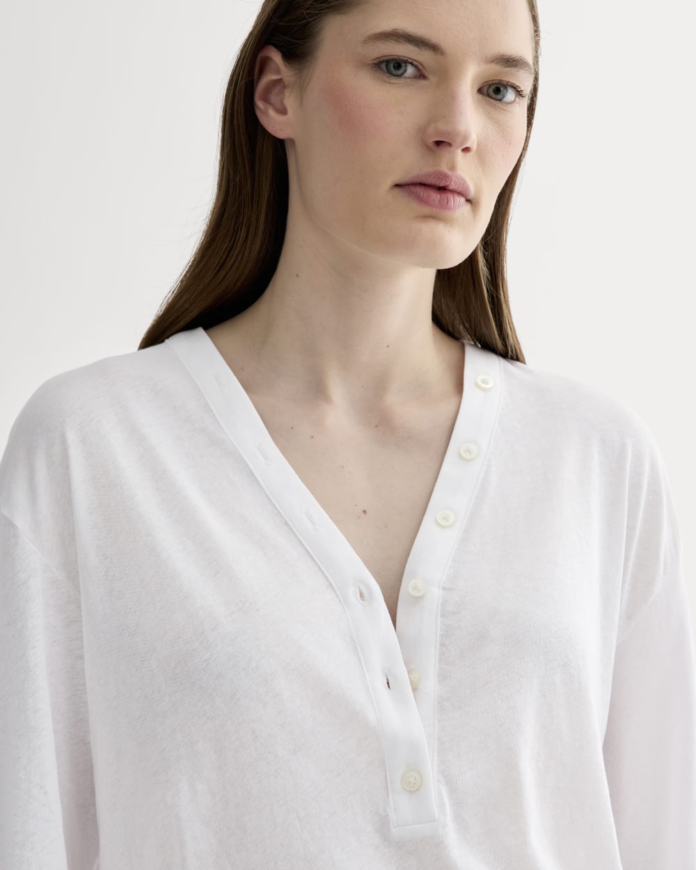 The Air V-Neck Henley | White