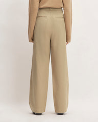 The Draper Pleated Pant in Buttersmooth | Cornstalk / Black | 30" Inseam