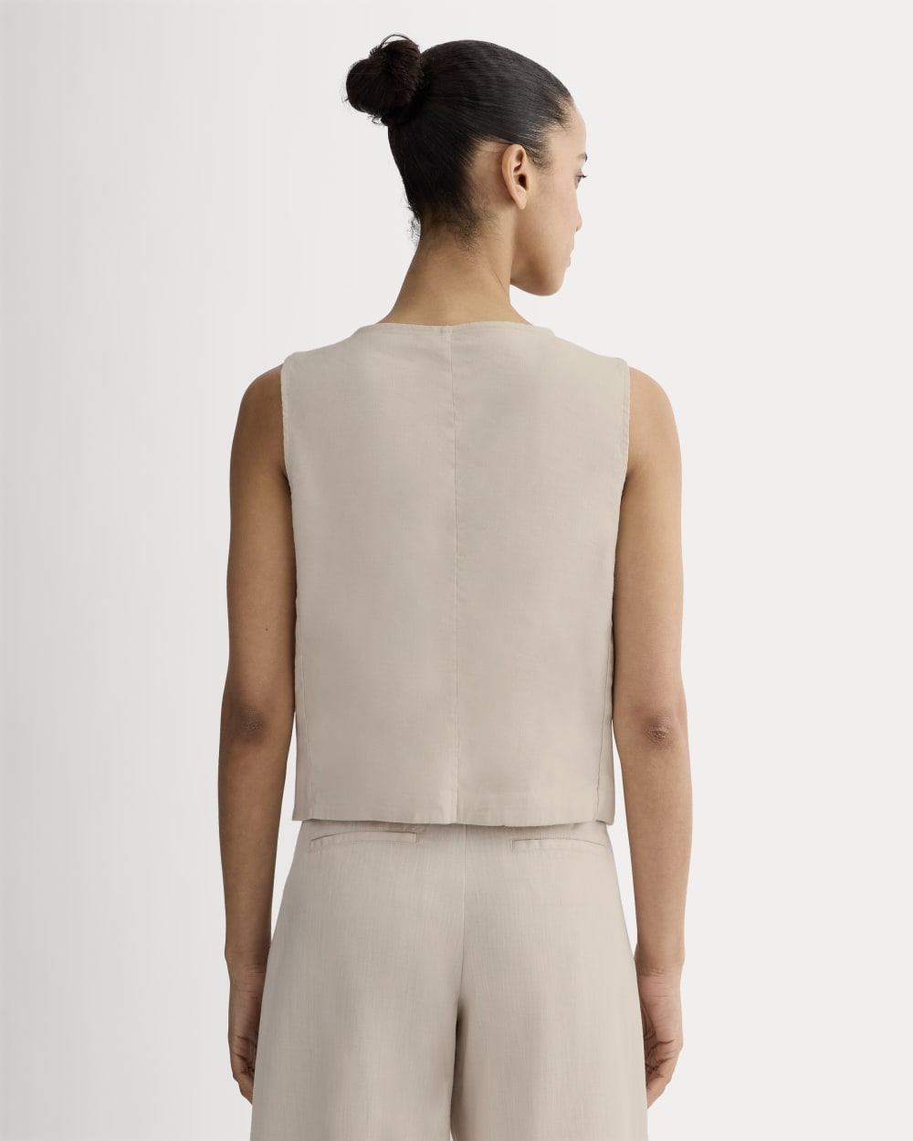 The Vest in Stretch Linen | Birch