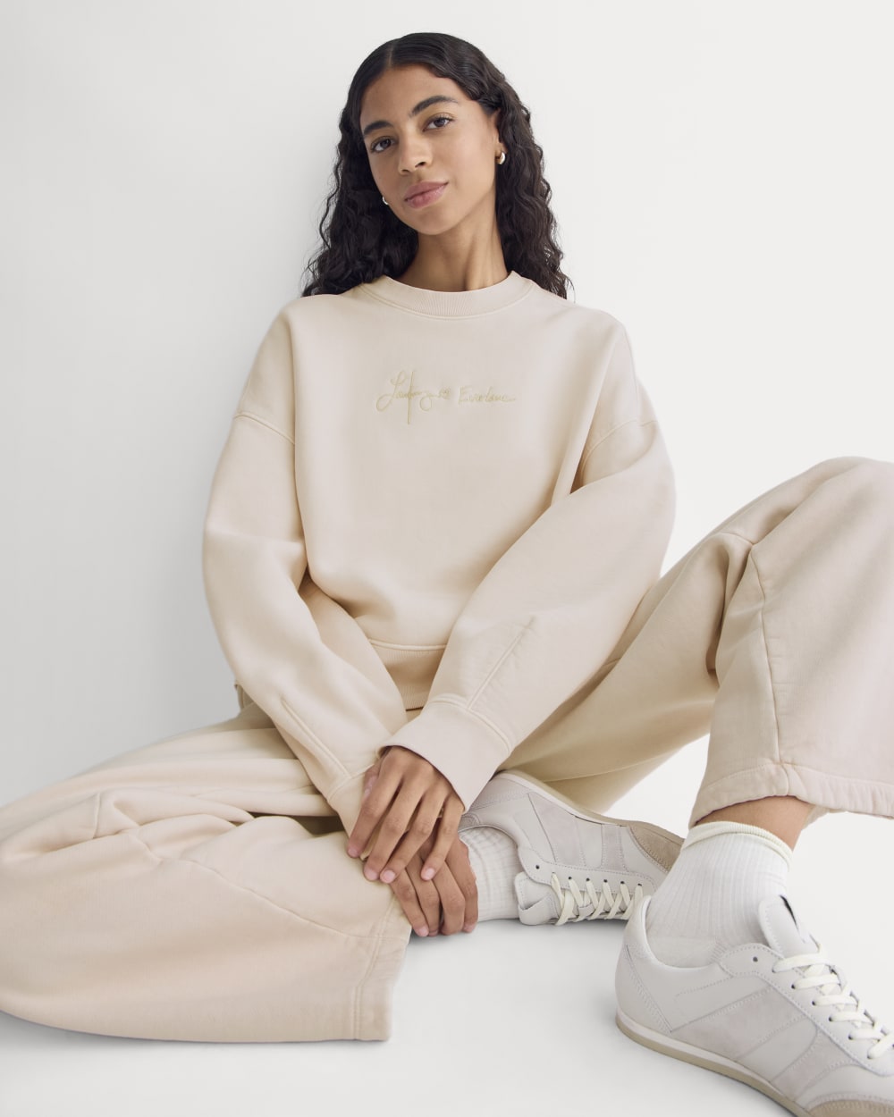 ESENSMOD x The Laufey Foundation Cropped Sweatshirt | Pale Peony