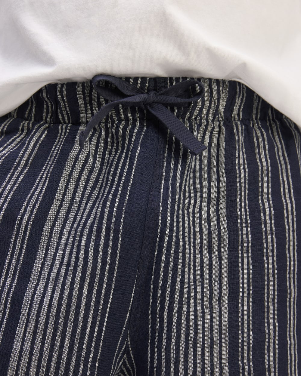 The Linen Easy Short | Navy / Bone