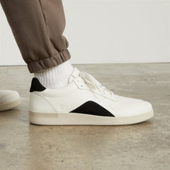 The ReLeather庐 Court Sneaker | Off White / Black