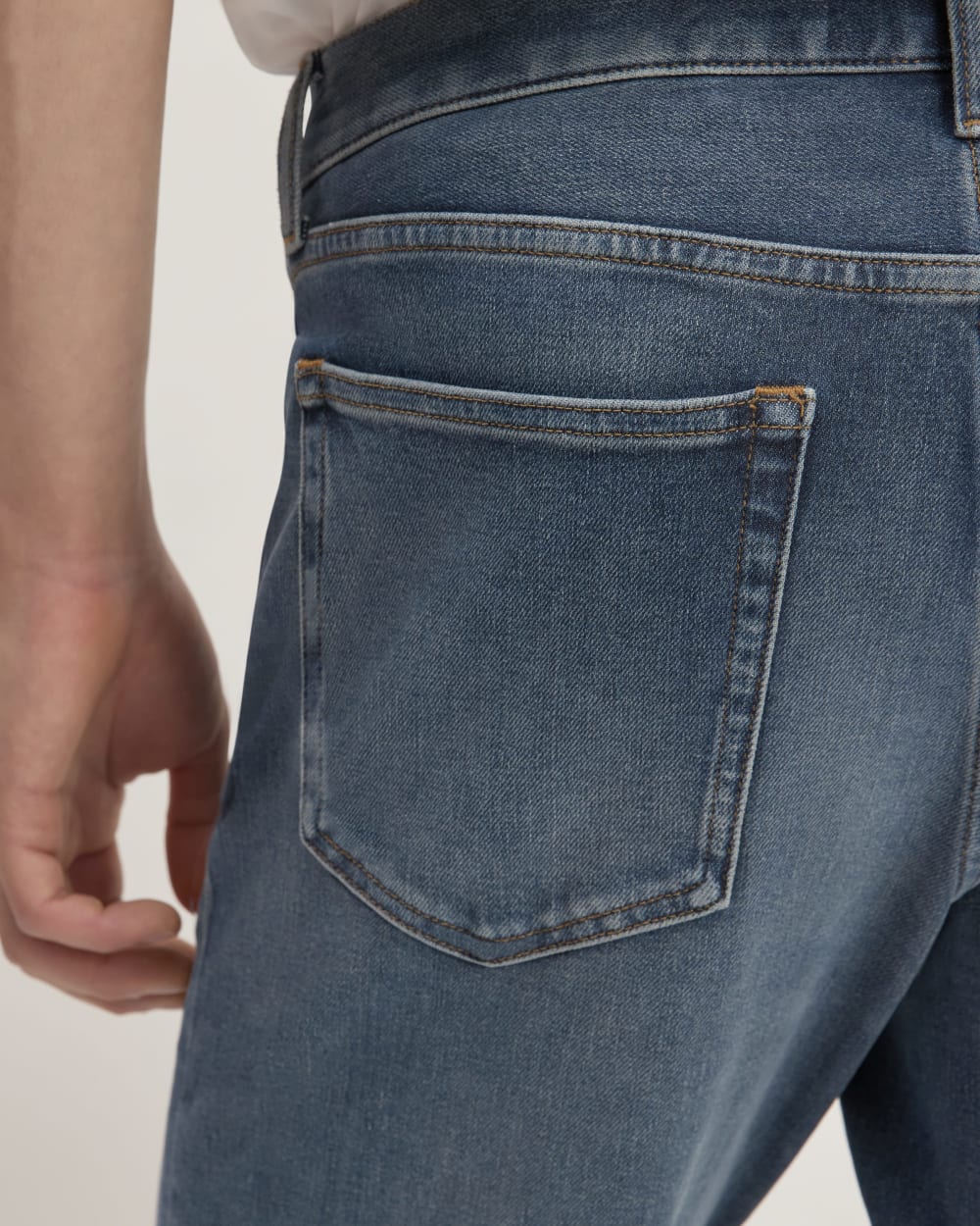 The Slim 4-Way Stretch Organic Jean | Uniform | Vintage Tint
