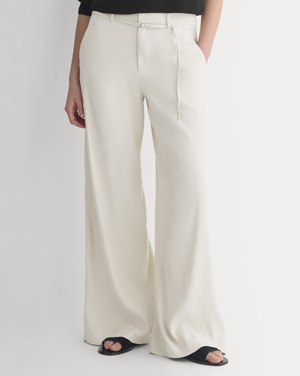 Wide-Leg Belted Pant in Stretch Linen | Birch | Regular