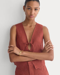 Tie-Front Scallop Tank in Linen | Henna Red