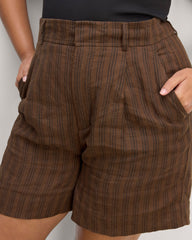The Linen Way-High庐 Drape Short | Cocoa / Black