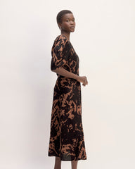 The Linen Short-Sleeve Scoop Midi Dress | Carob Brown Abstract