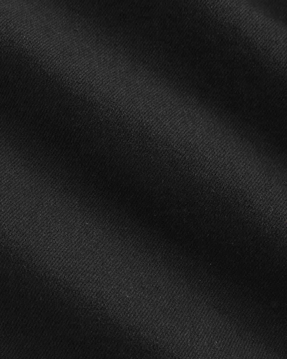 Straight-Leg Stretch Jean | Black
