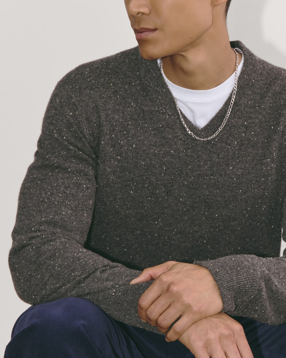 The Cashmere V-Neck Sweater | Grey Donegal
