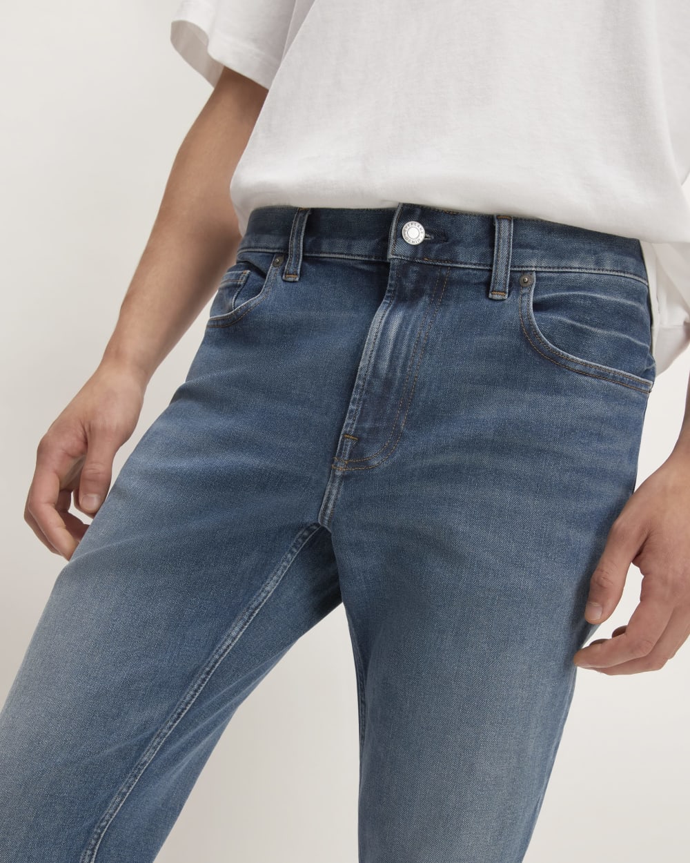 The Slim 4-Way Stretch Organic Jean | Uniform | Vintage Tint