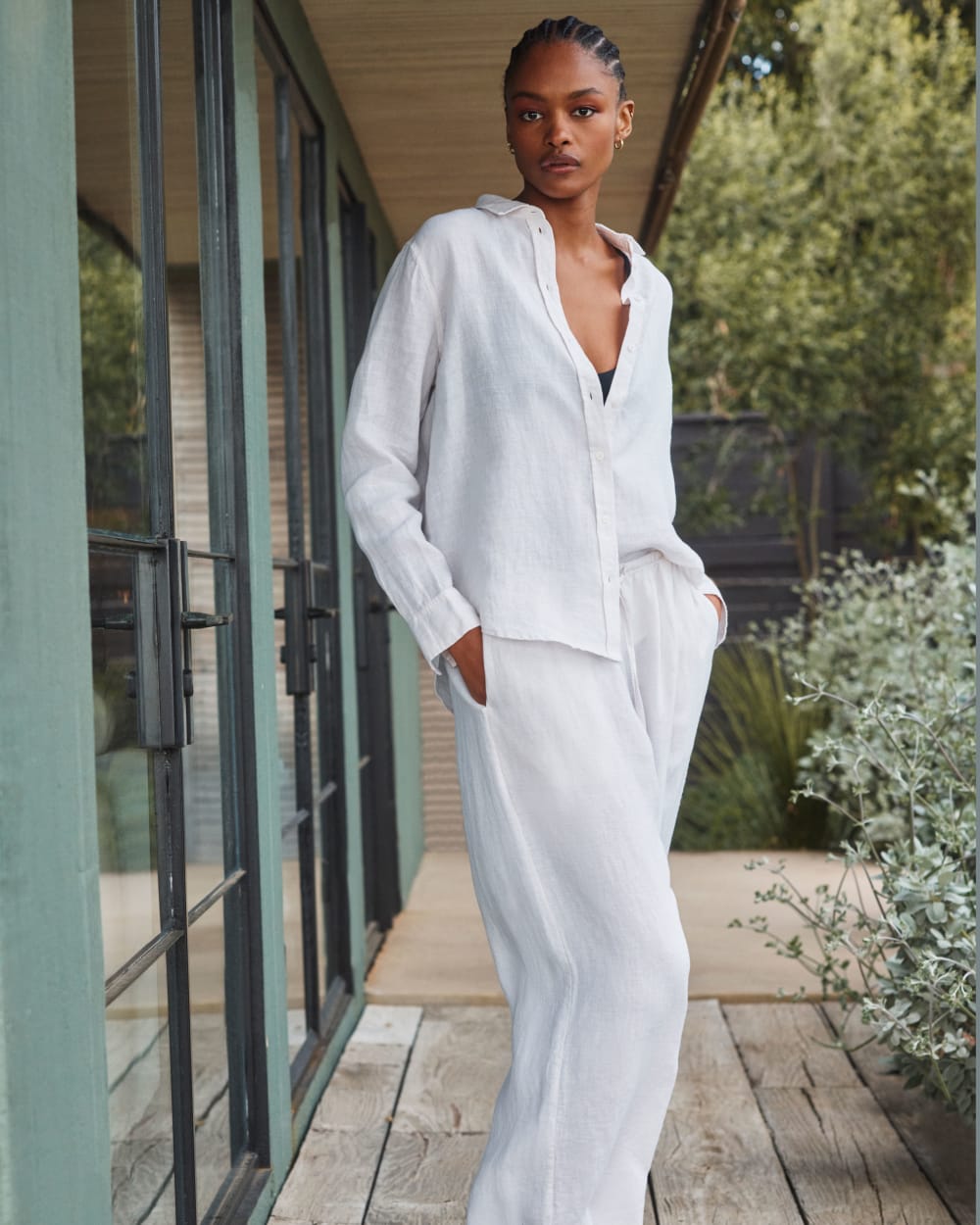 The Must-Have Shirt in Linen | White