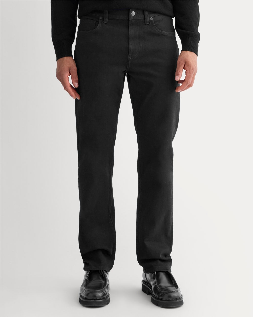 Straight-Leg Stretch Jean | Black